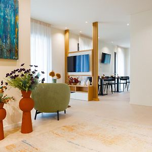 Hera Rooms And Suites